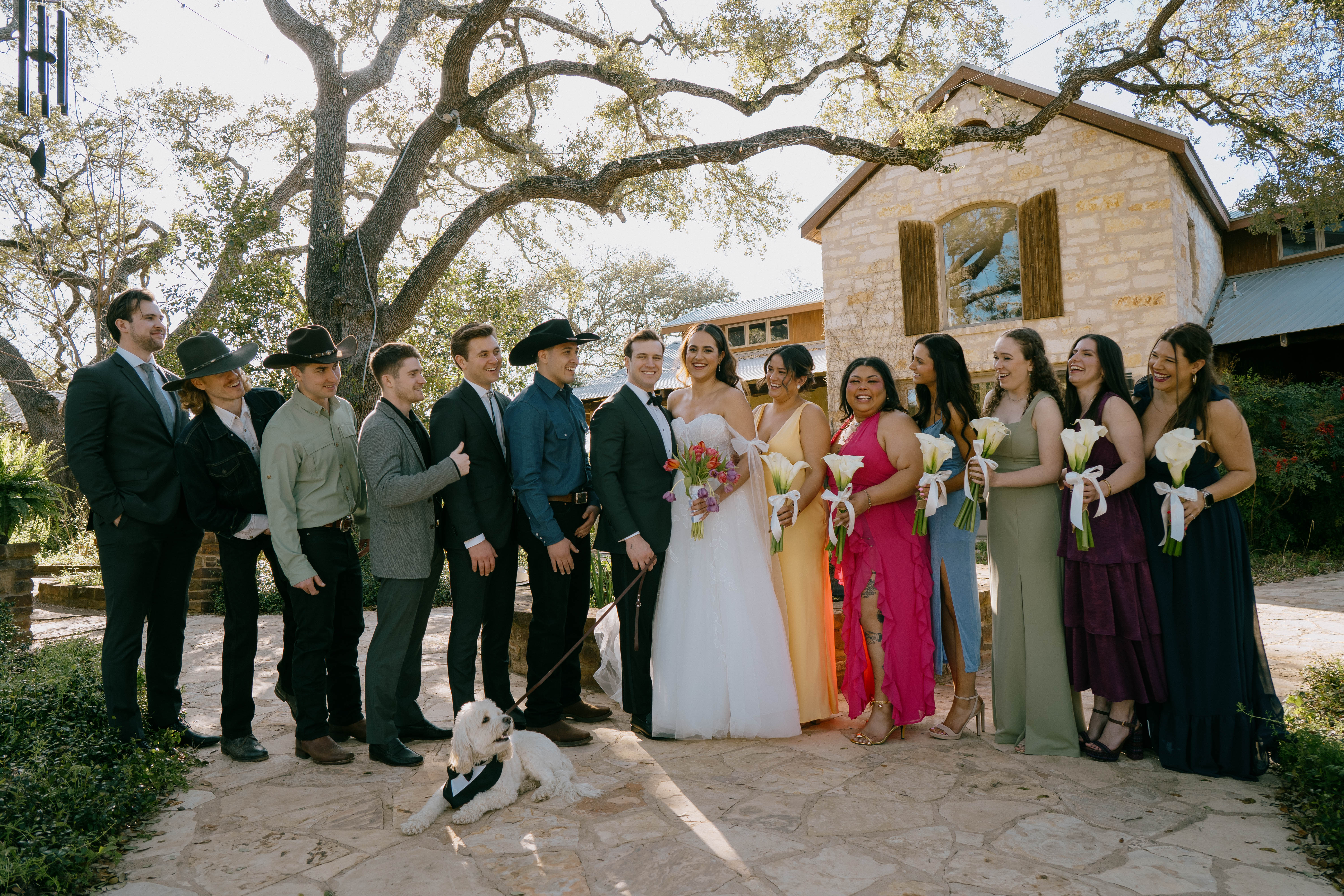 Wedding party in courtyard of Hudson Bend Ranch in Austin, Texas